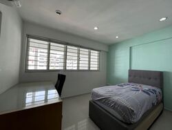 Blk 548 Jurong West Street 42 (Jurong West), HDB Executive #632437251